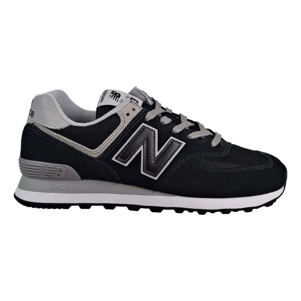 New Balance shoes - Black/White 5