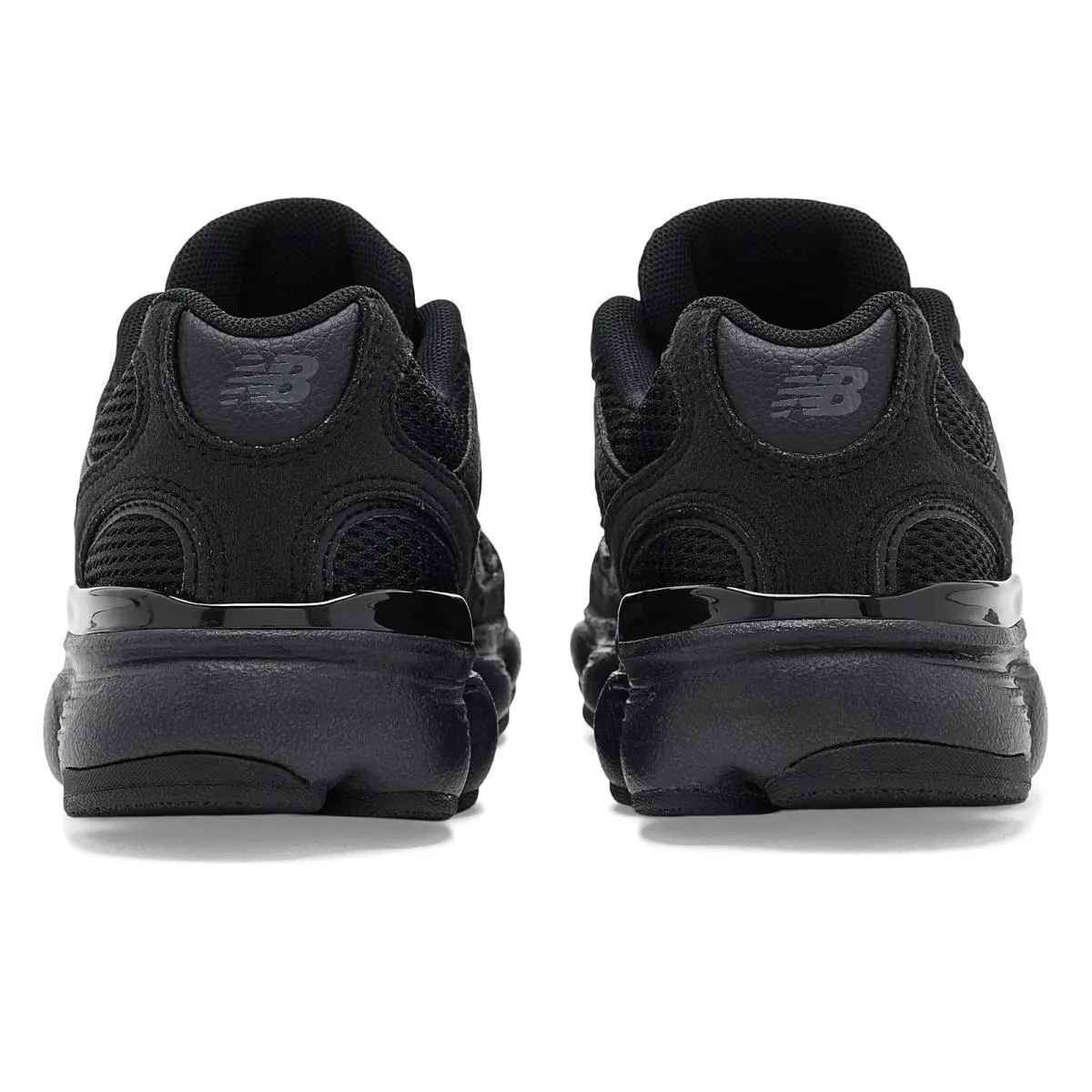 New Balance shoes - Black/Black 12