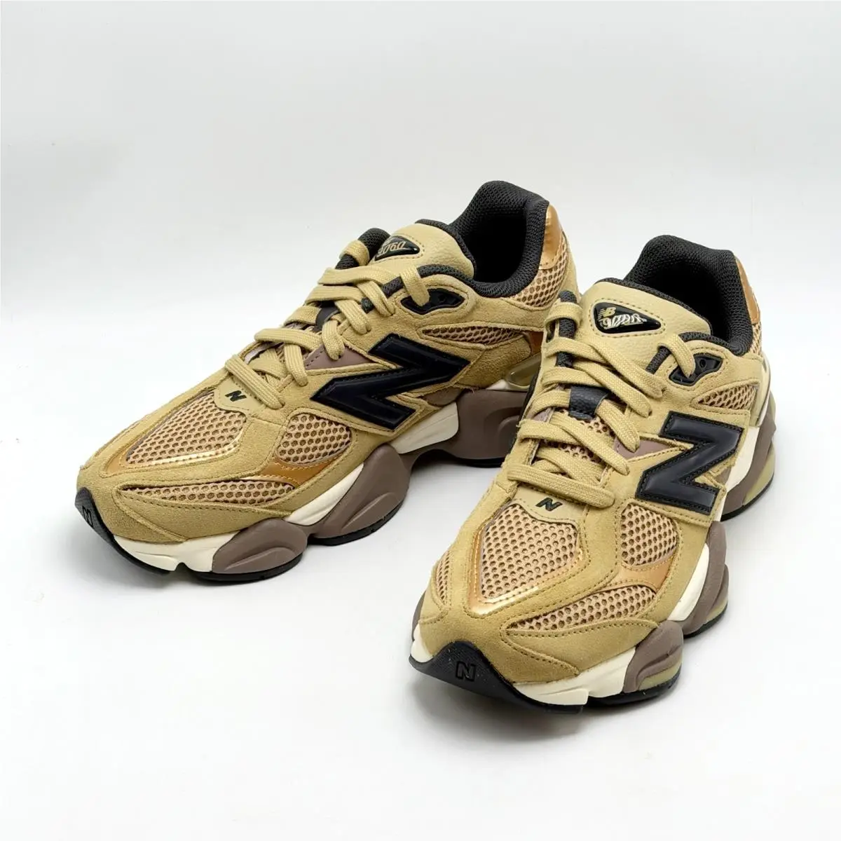 New Balance shoes - New Balance 9060 - U9060493 - Brown 0