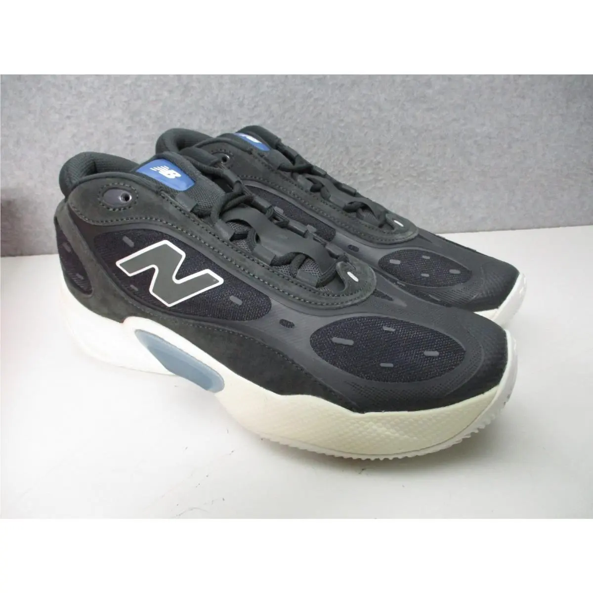 New Balance shoes - New Balance Fresh Foam BB V3 - BBFRSSB3 - Black (UPC: 197967748677) 1