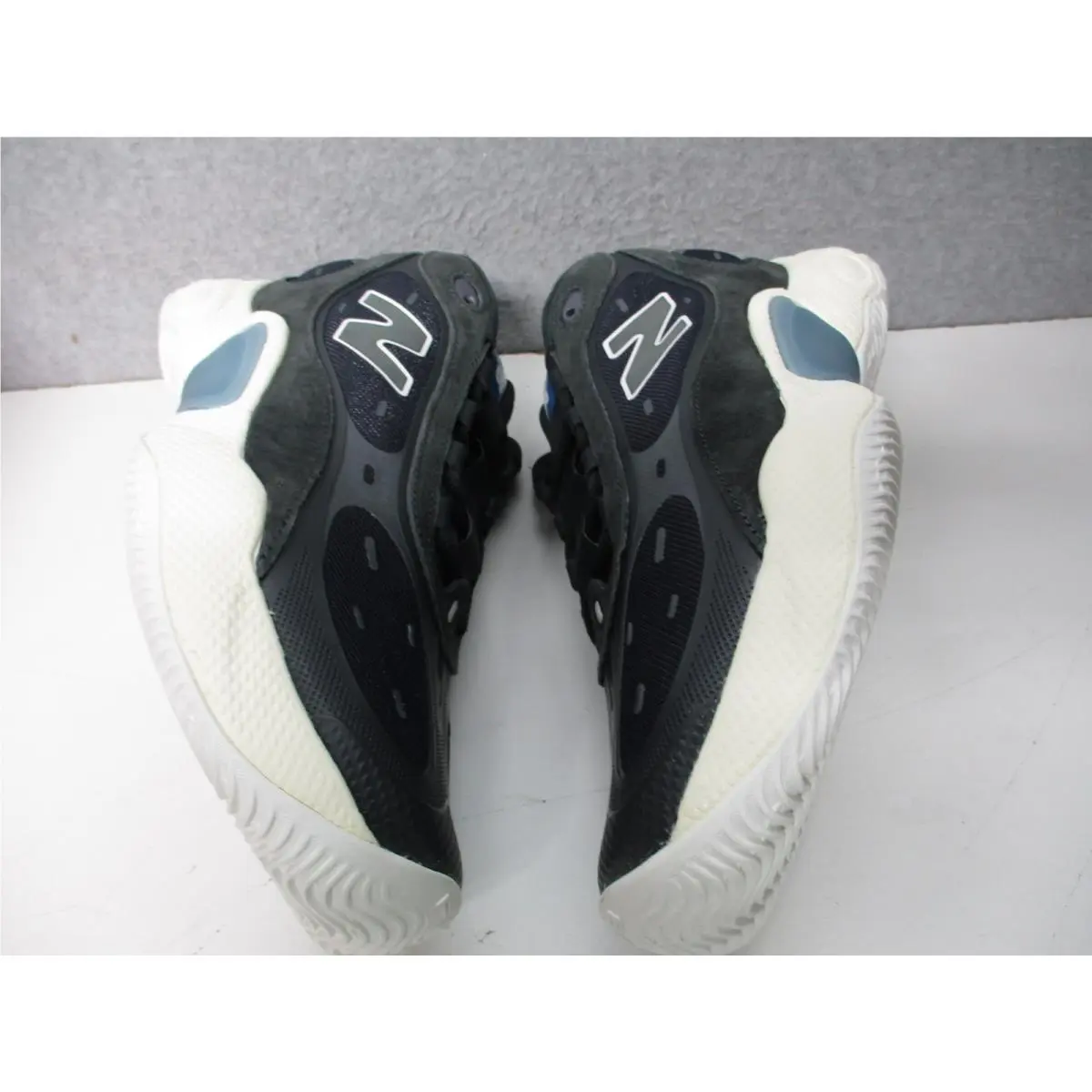 New Balance shoes - New Balance Fresh Foam BB V3 - BBFRSSB3 - Black (UPC: 197967748677) 4