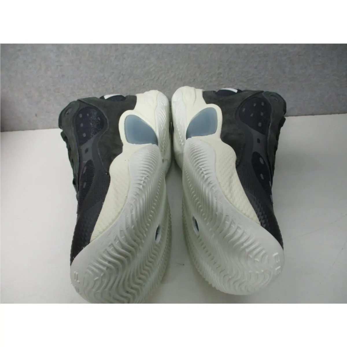 New Balance shoes - New Balance Fresh Foam BB V3 - BBFRSSB3 - Black (UPC: 197967748677) 3