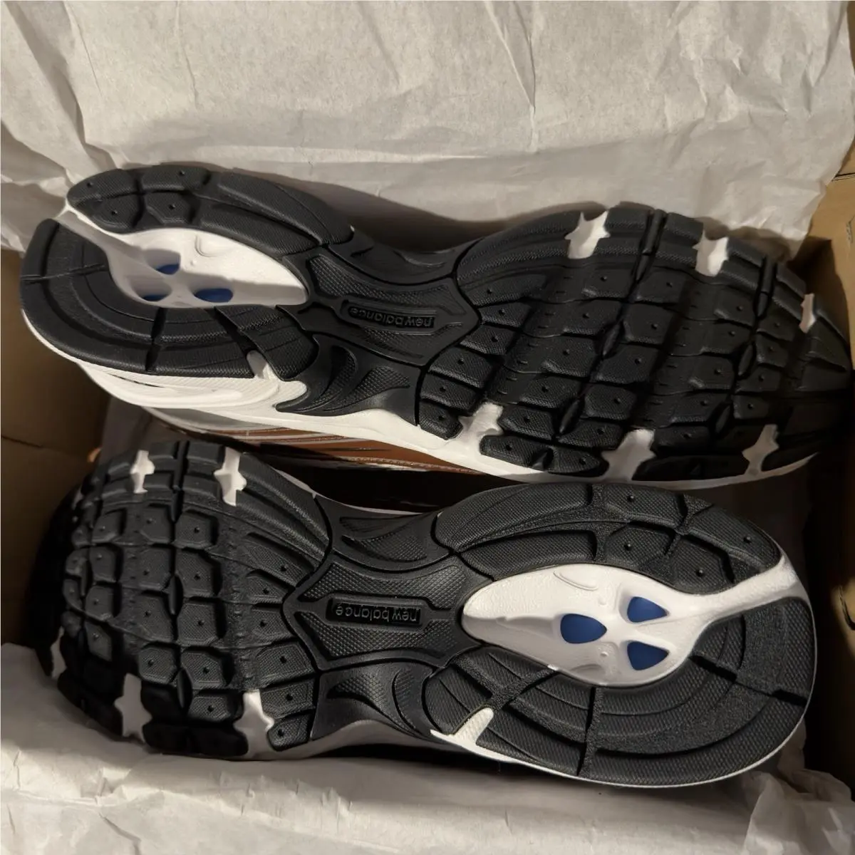 New Balance shoes - New Balance 740 - U740BB2 - Brown (UPC: 0198686337623) 4