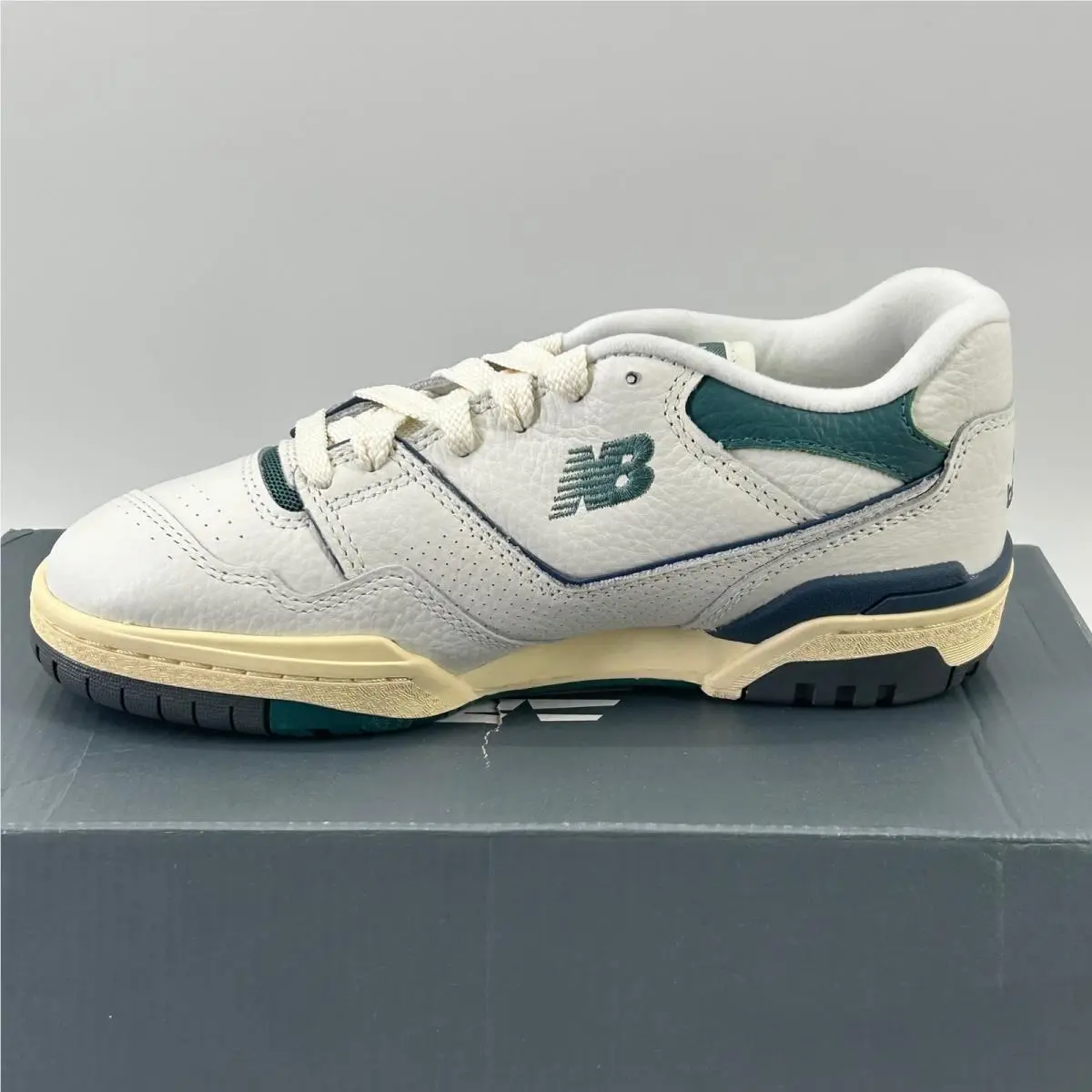 New Balance shoes - New Balance 550 - White 2