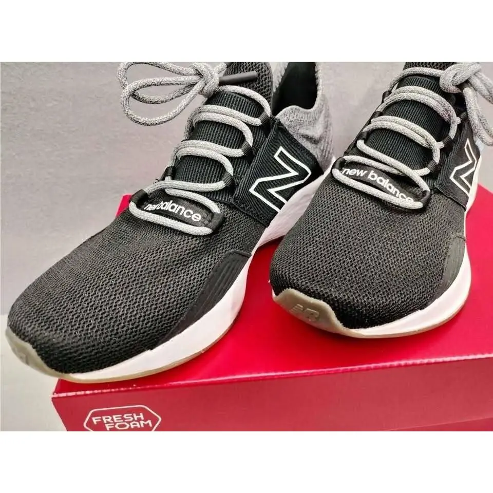 New Balance shoes - New Balance Fresh Foam Roav - Black 4