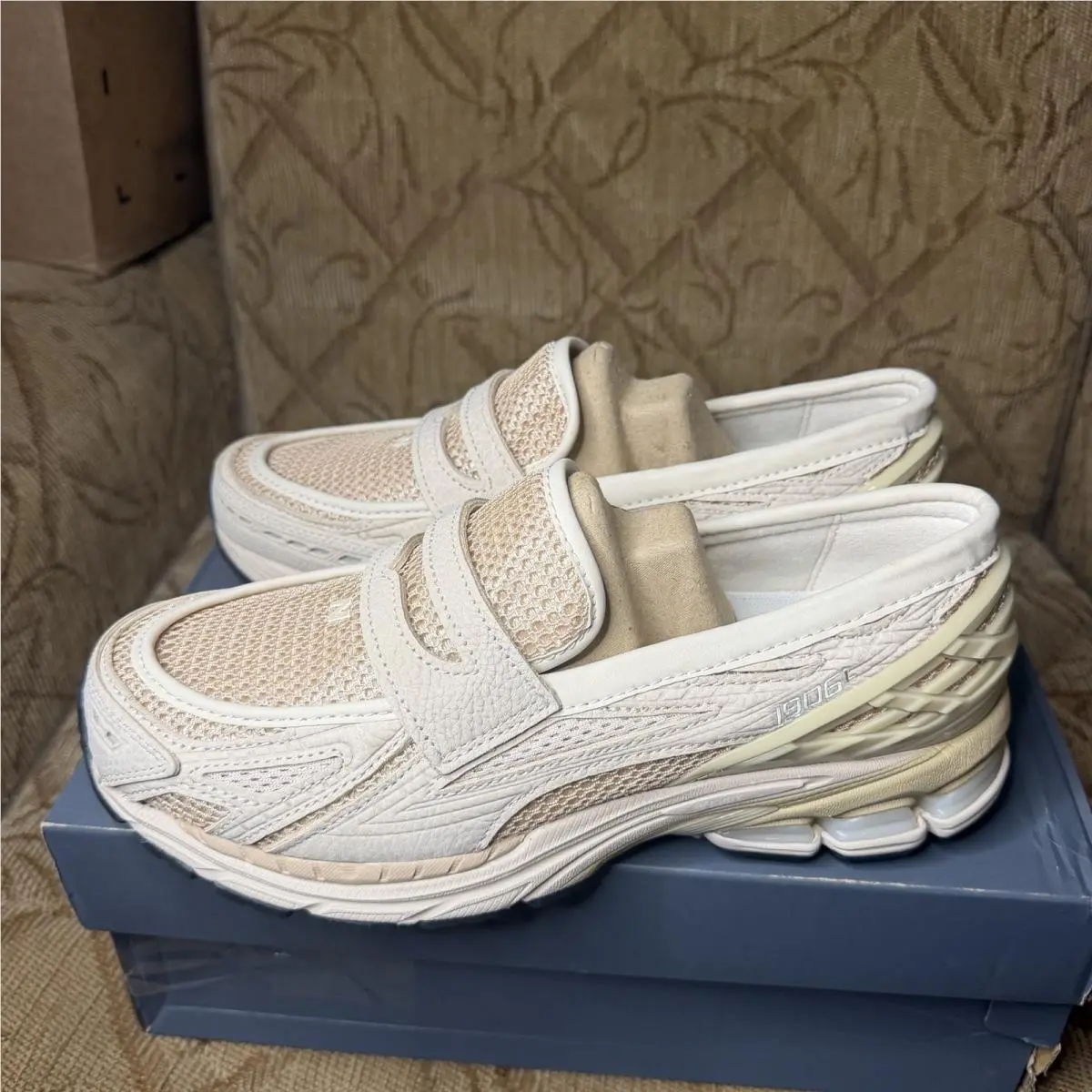 New Balance shoes - New Balance - U1906LNU - Bisque 0