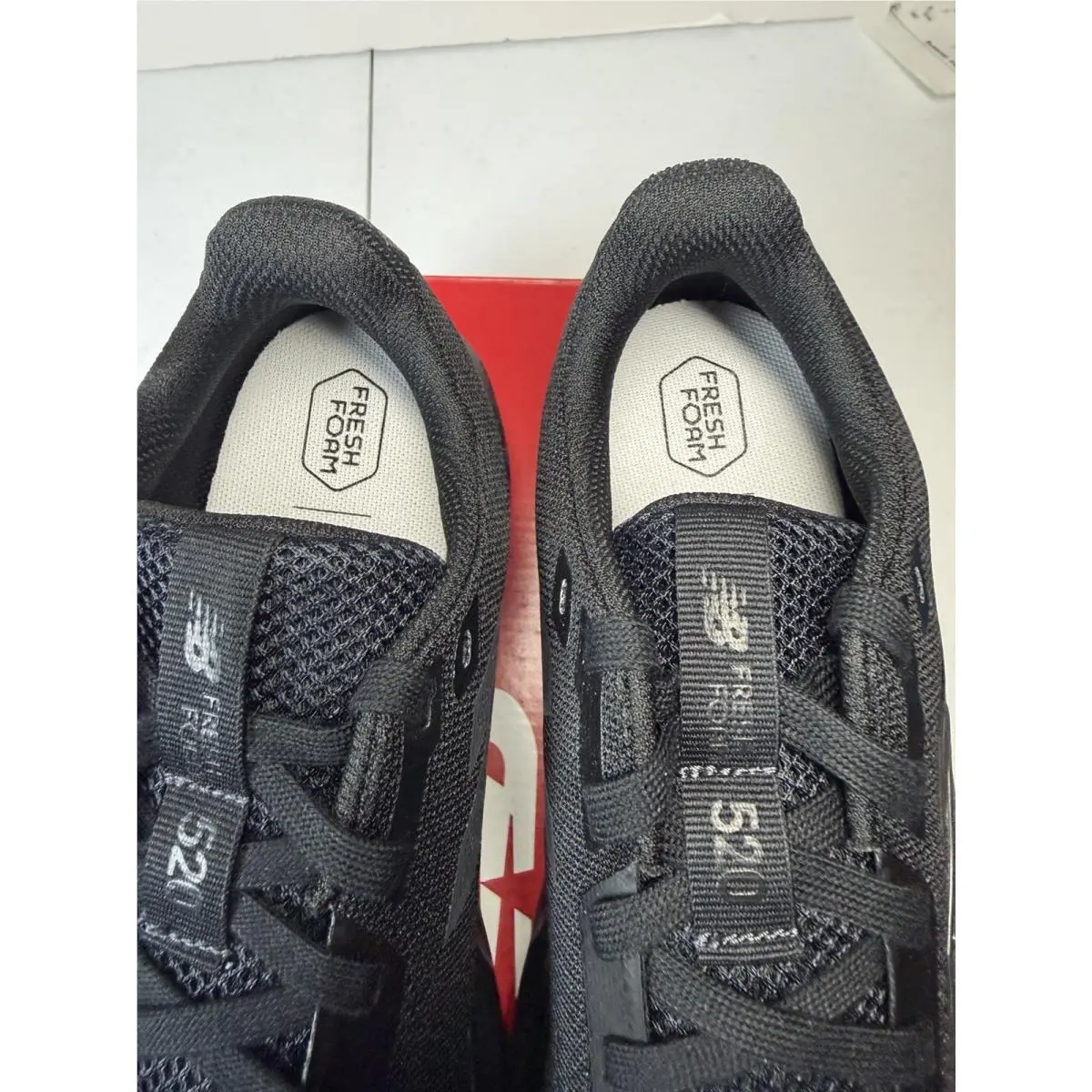 New Balance shoes - New Balance 520 - Black 2