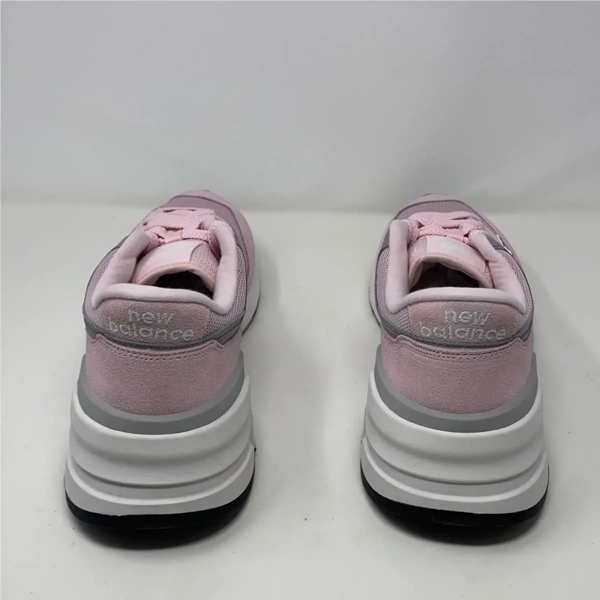 New Balance shoes - Pink (UPC: 197967963612) 1