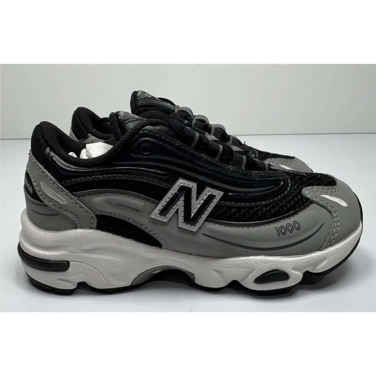 New Balance shoes - Black 1