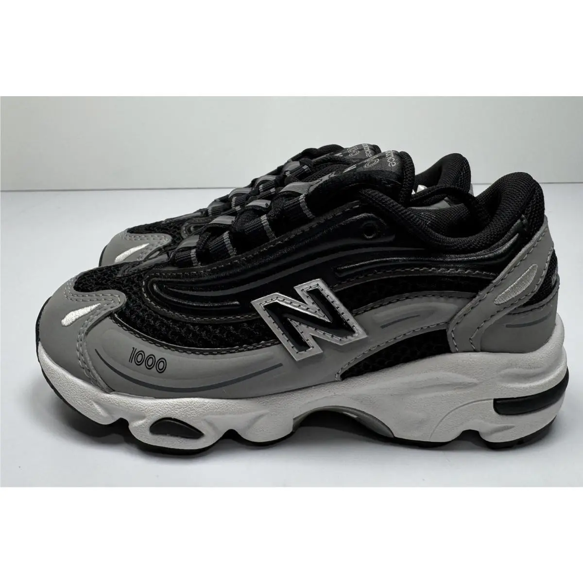 New Balance shoes - Black 3