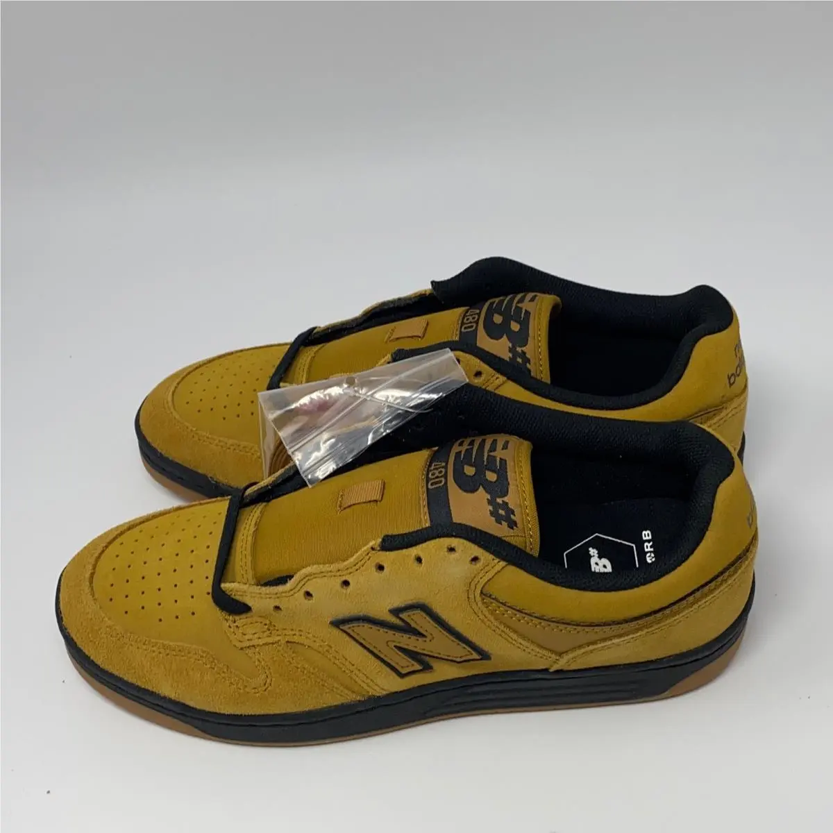New Balance shoes - Brown (UPC: 197968243584) 0