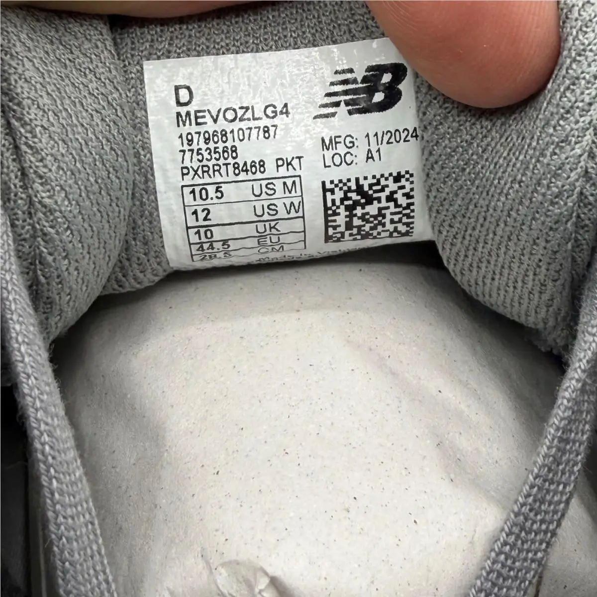 New Balance shoes - MEVOZLG4 - Gray 5