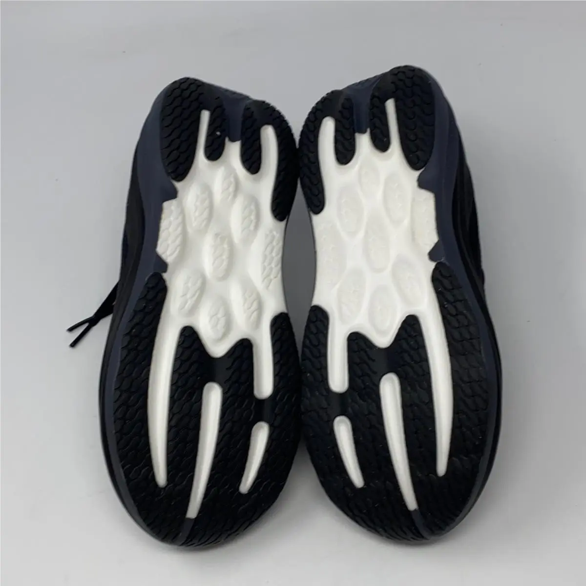 New Balance shoes - New Balance 1080 - Black 3