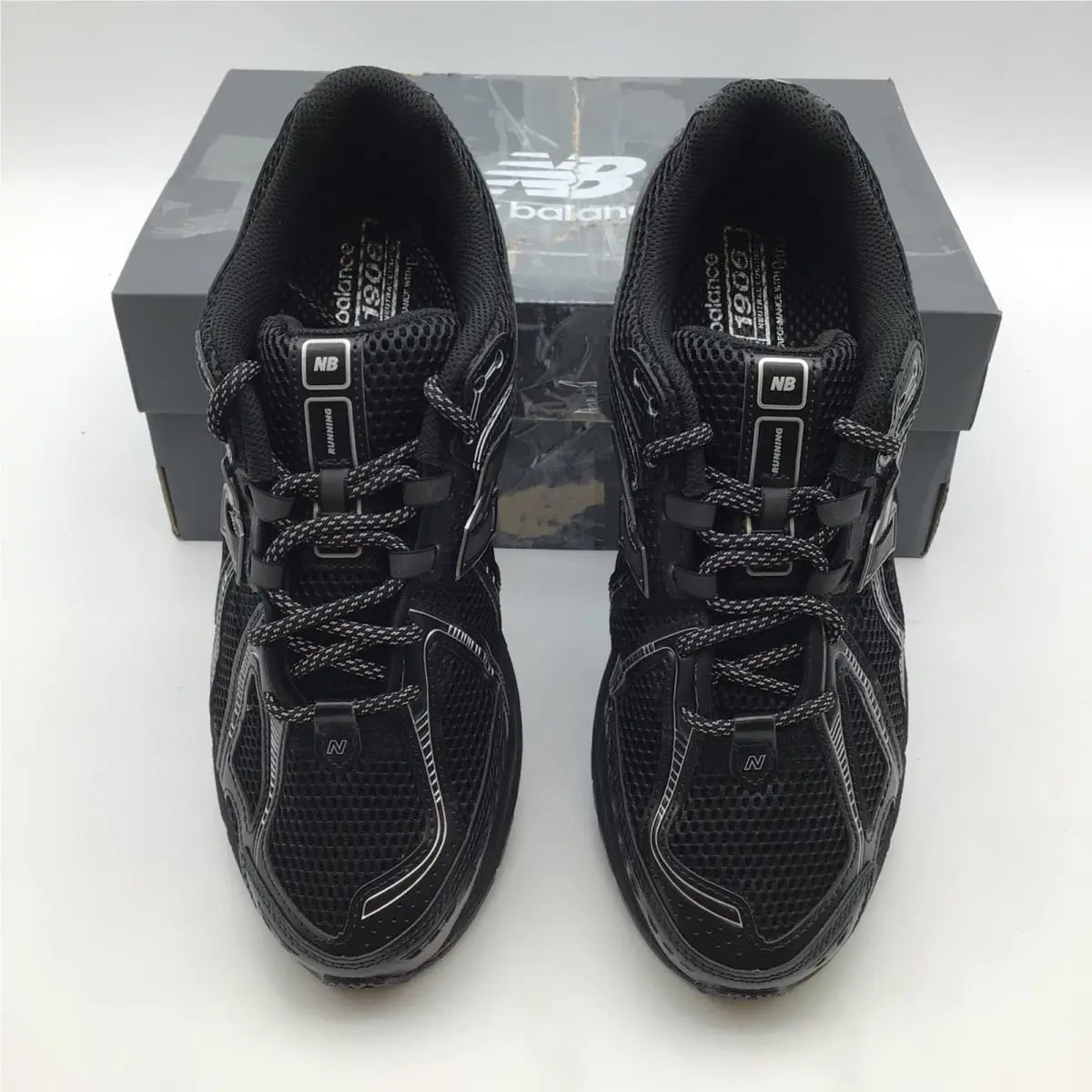 New Balance shoes - New Balance 1906R - Black 1