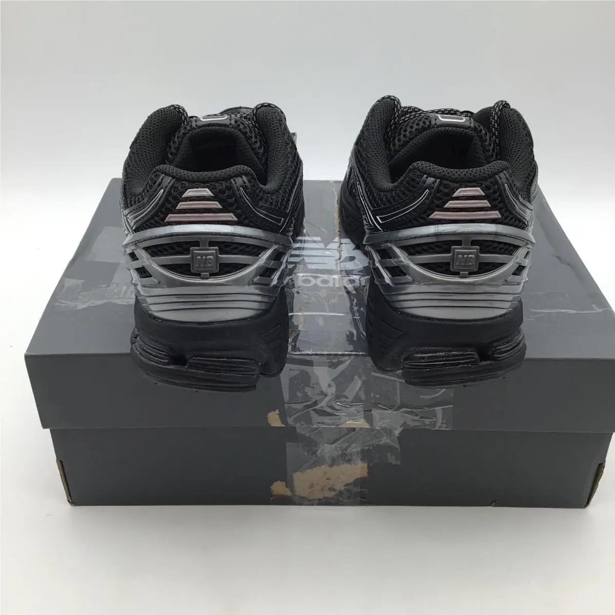 New Balance shoes - New Balance 1906R - Black 2