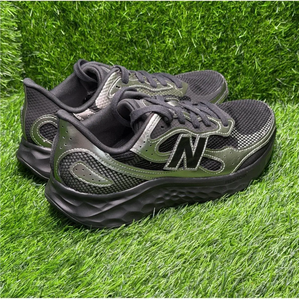 New Balance shoes - WARISTE4 - Black 0