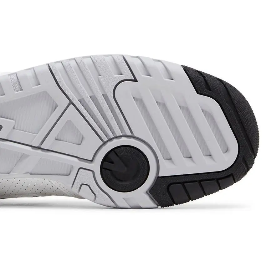 New Balance shoes - New Balance 650 R - White 4