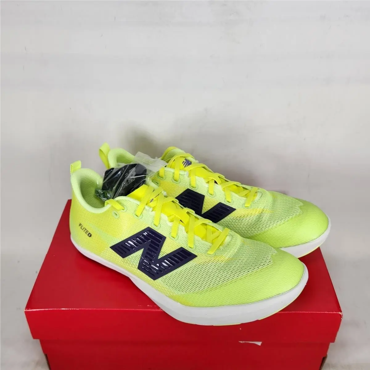New Balance shoes - FuelCell Flite-S - FuelCell - UFCSPG1 - Yellow 0