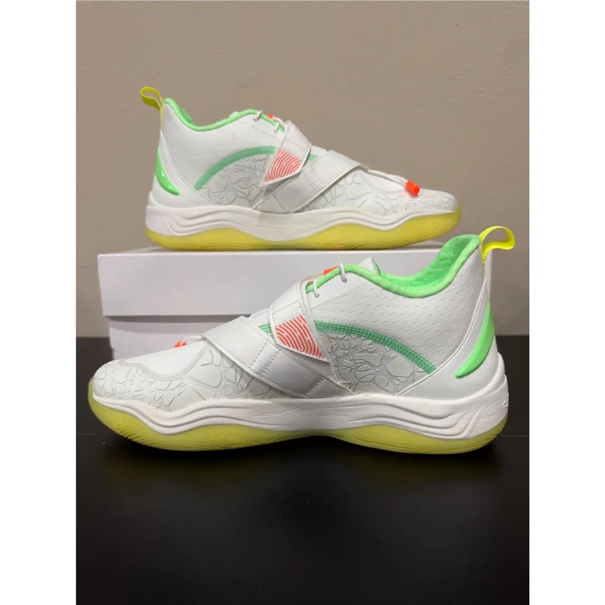 New Balance shoes - White 0