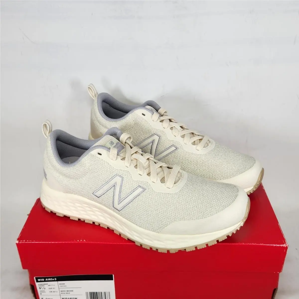 New Balance shoes - New Balance Fresh Foam Arishi v3 - Beige 0