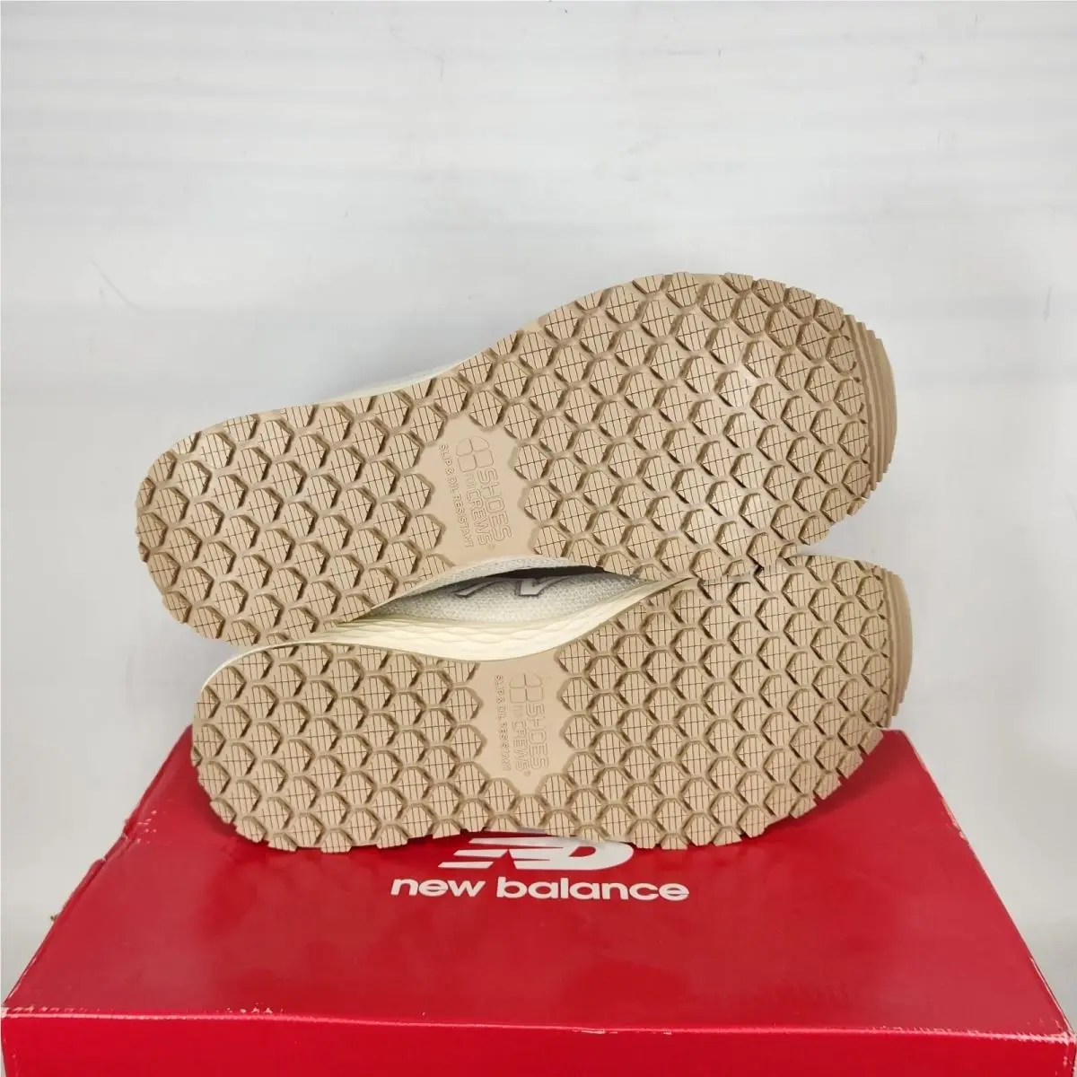 New Balance shoes - New Balance Fresh Foam Arishi v3 - Beige 3