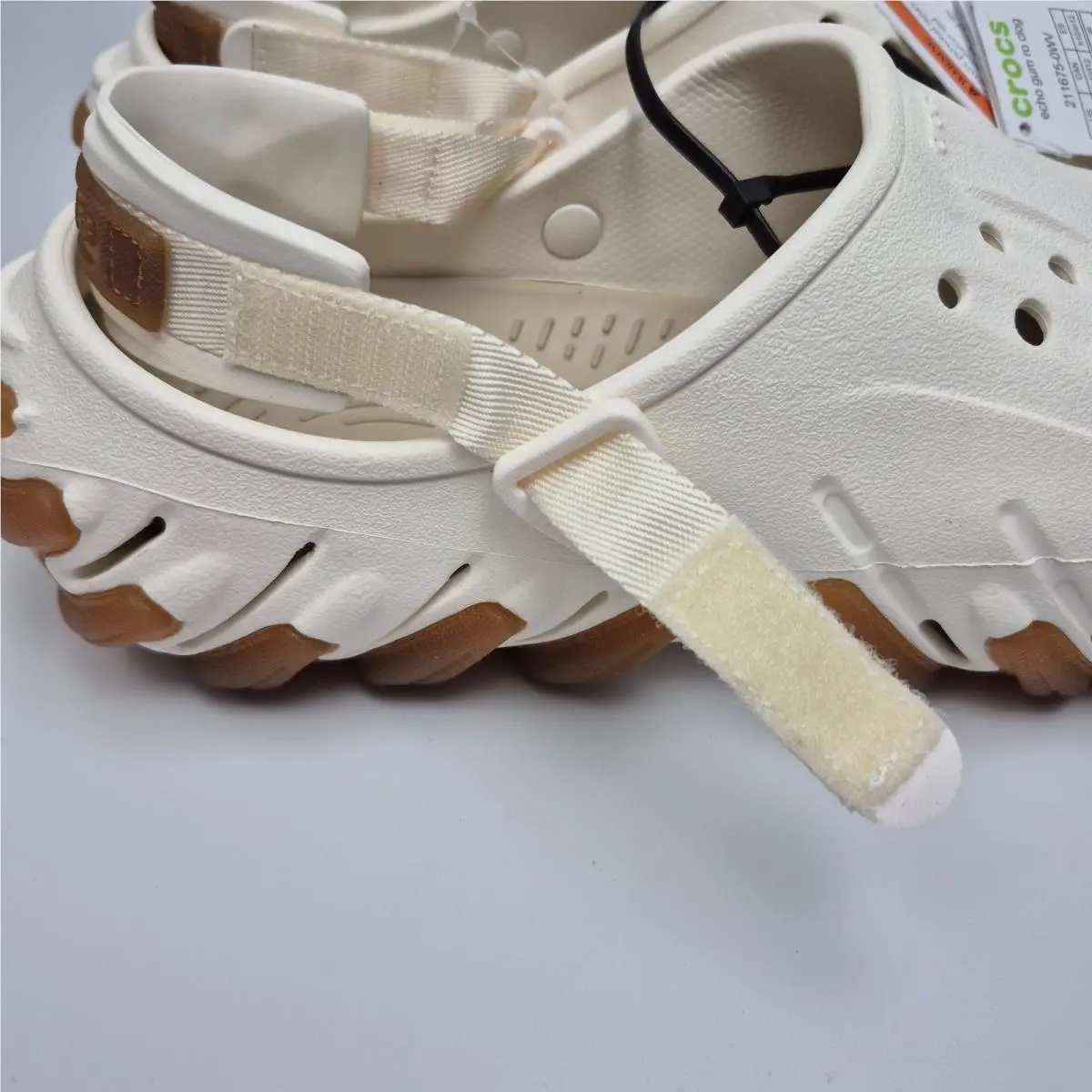 Crocs shoes - 211675-0WV - 211675-0WV - White (UPC: 198445223716) 12