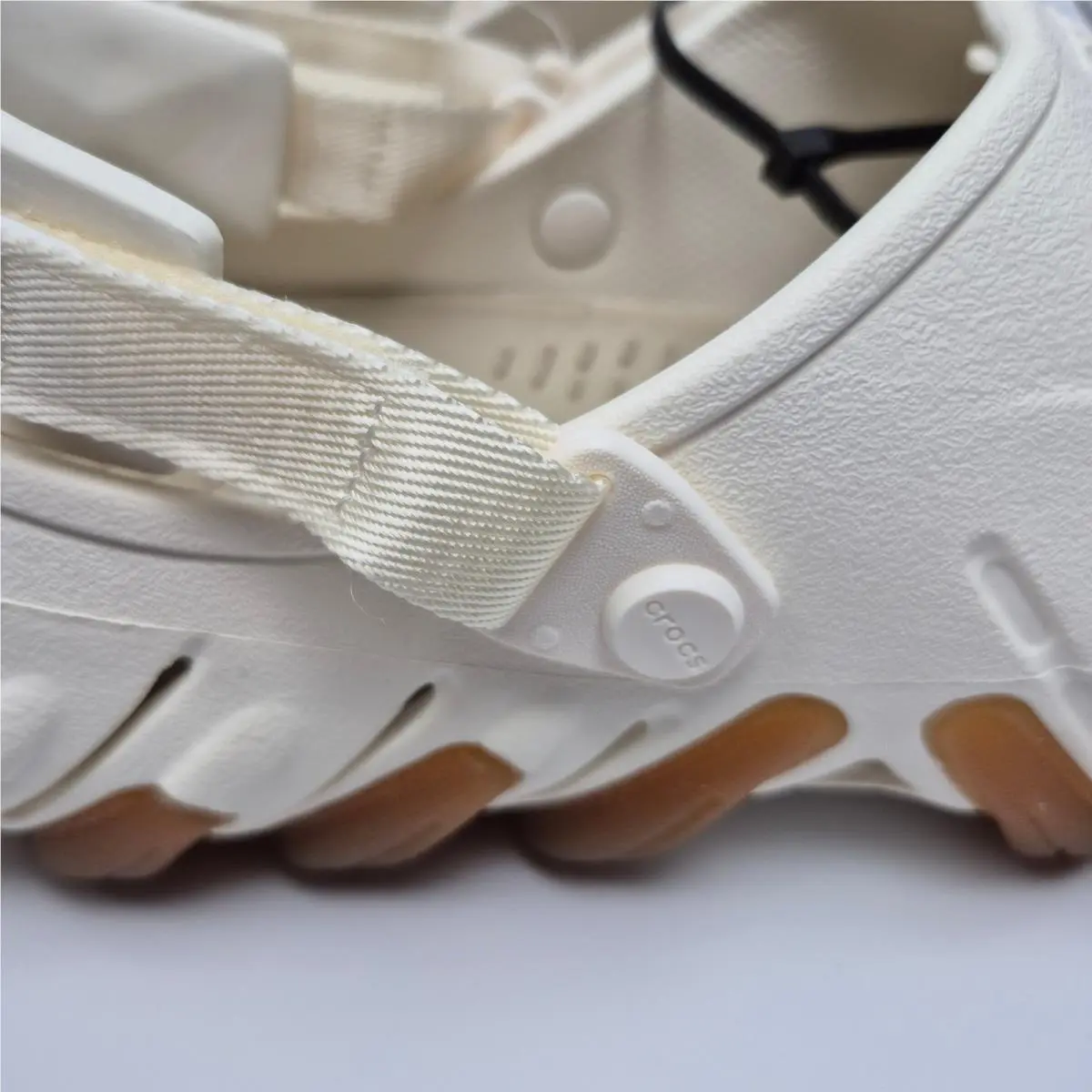 Crocs shoes - 211675-0WV - 211675-0WV - White (UPC: 198445223716) 10