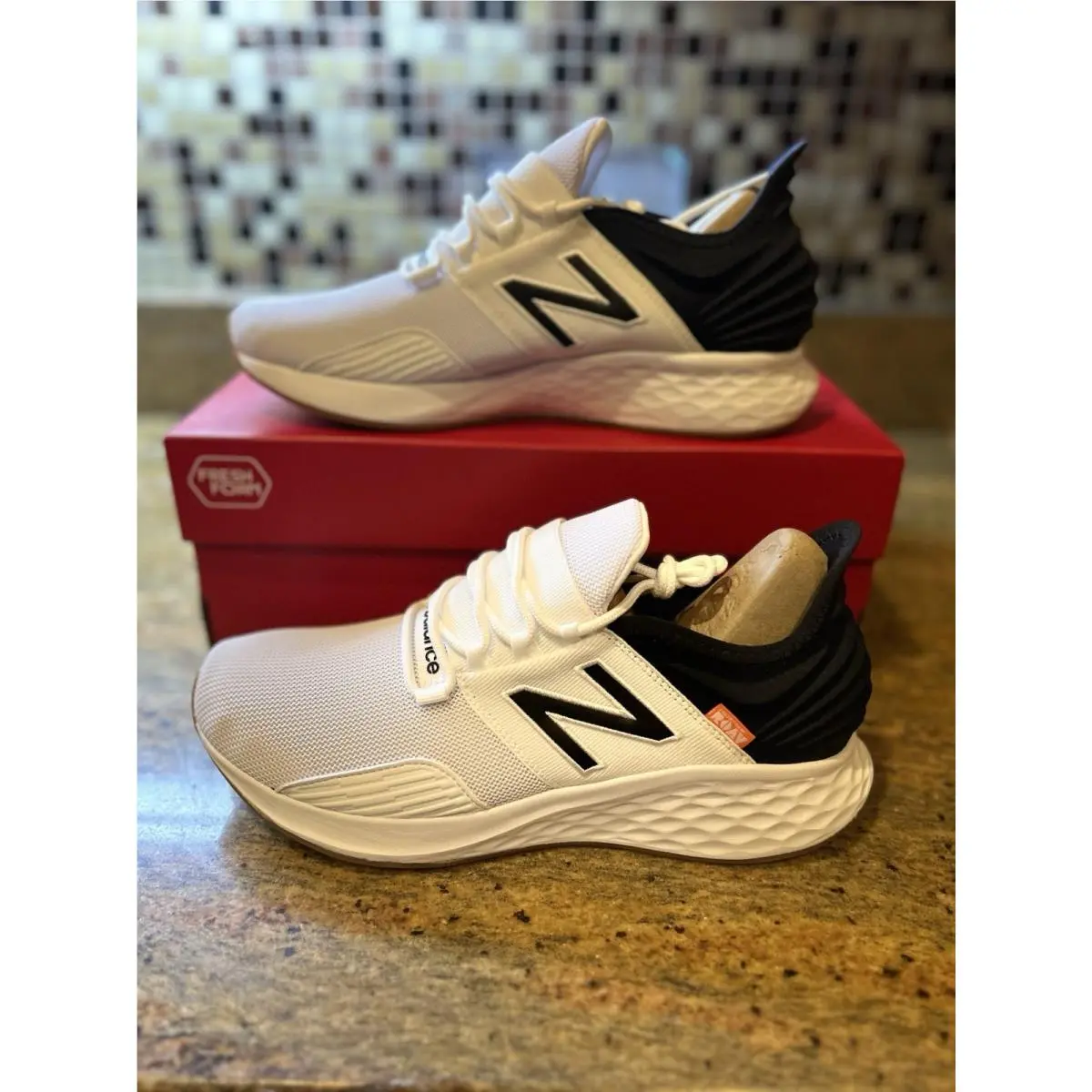 New Balance shoes - New Balance Fresh Foam Roav - White 0