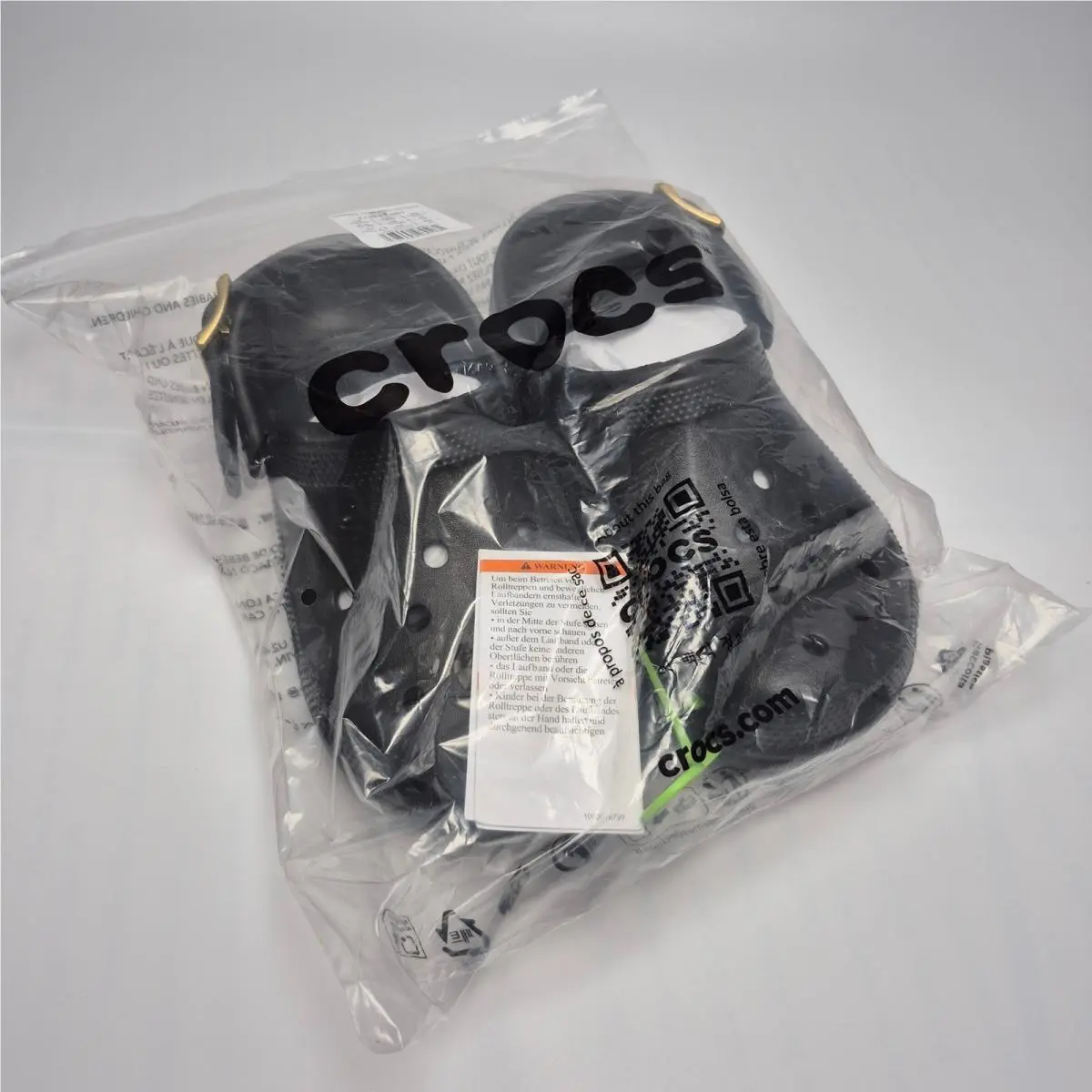Crocs shoes - 213543-001 - 213543-001 - Black (UPC: 198445480461) 1