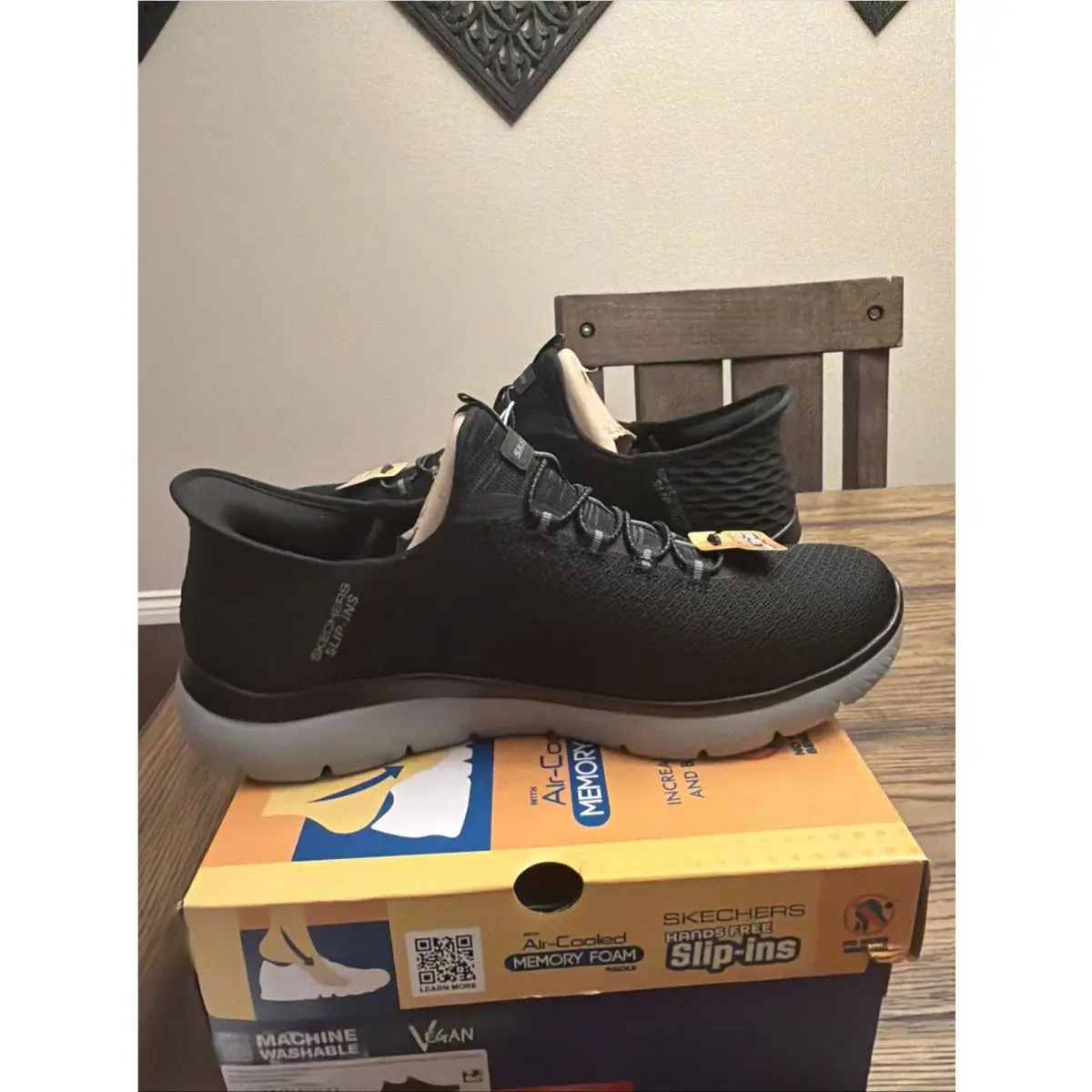 Skechers shoes - Skechers Summit slip-ins - Summit - Black 3