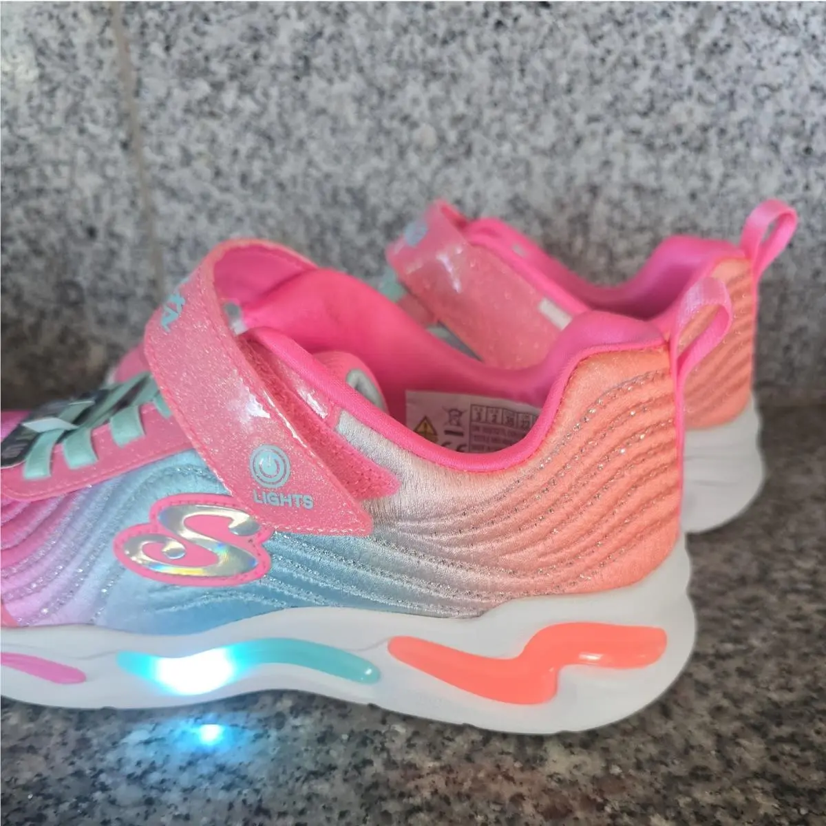 Skechers shoes - SKECHERS Wavy Beams Ombre - Wavy Beams Ombre - Pink Ombre 13