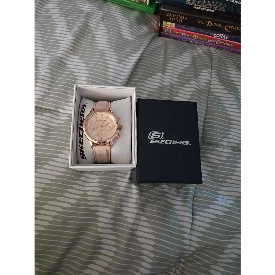 Skechers Womens SR6250 Rose Gold Pink Silicone Band Wristwatch Needs Battery B54