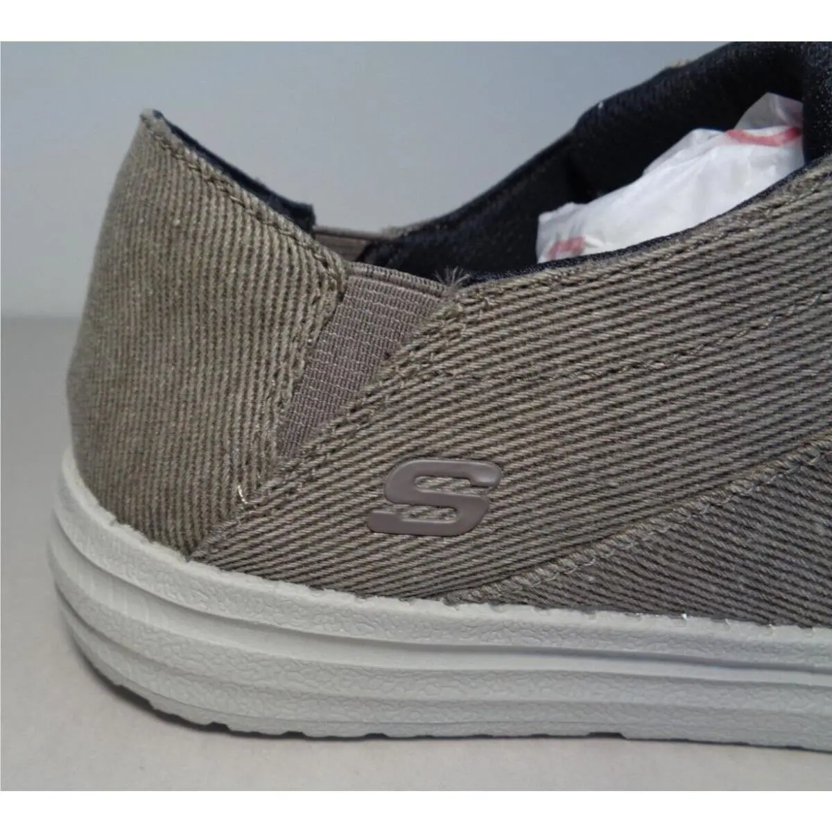 Skechers shoes - Brown (UPC: 196642801782) 1