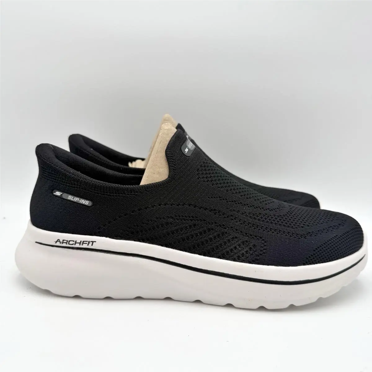 Skechers shoes - Black (UPC: 198739669039) 0