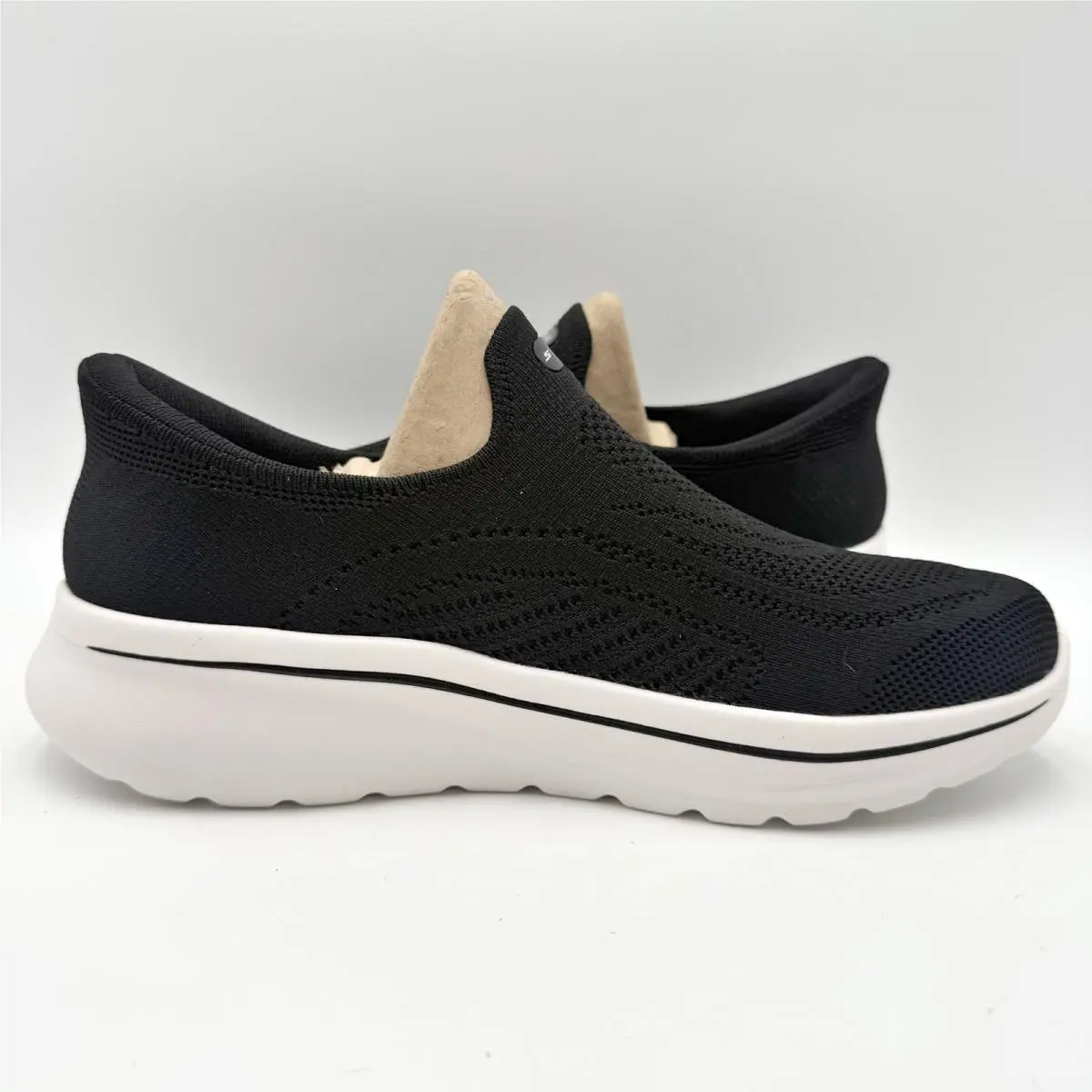 Skechers shoes - Black (UPC: 198739669039) 1