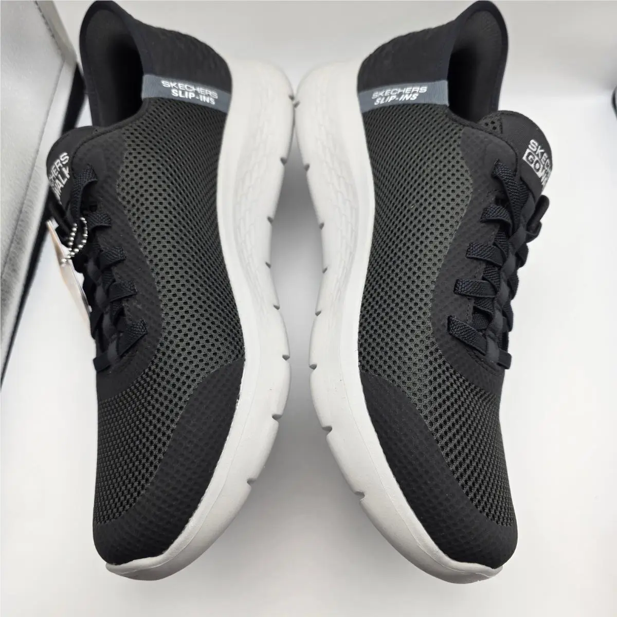 Skechers shoes - Skechers Go Walk Flex Hands Up - Black 1
