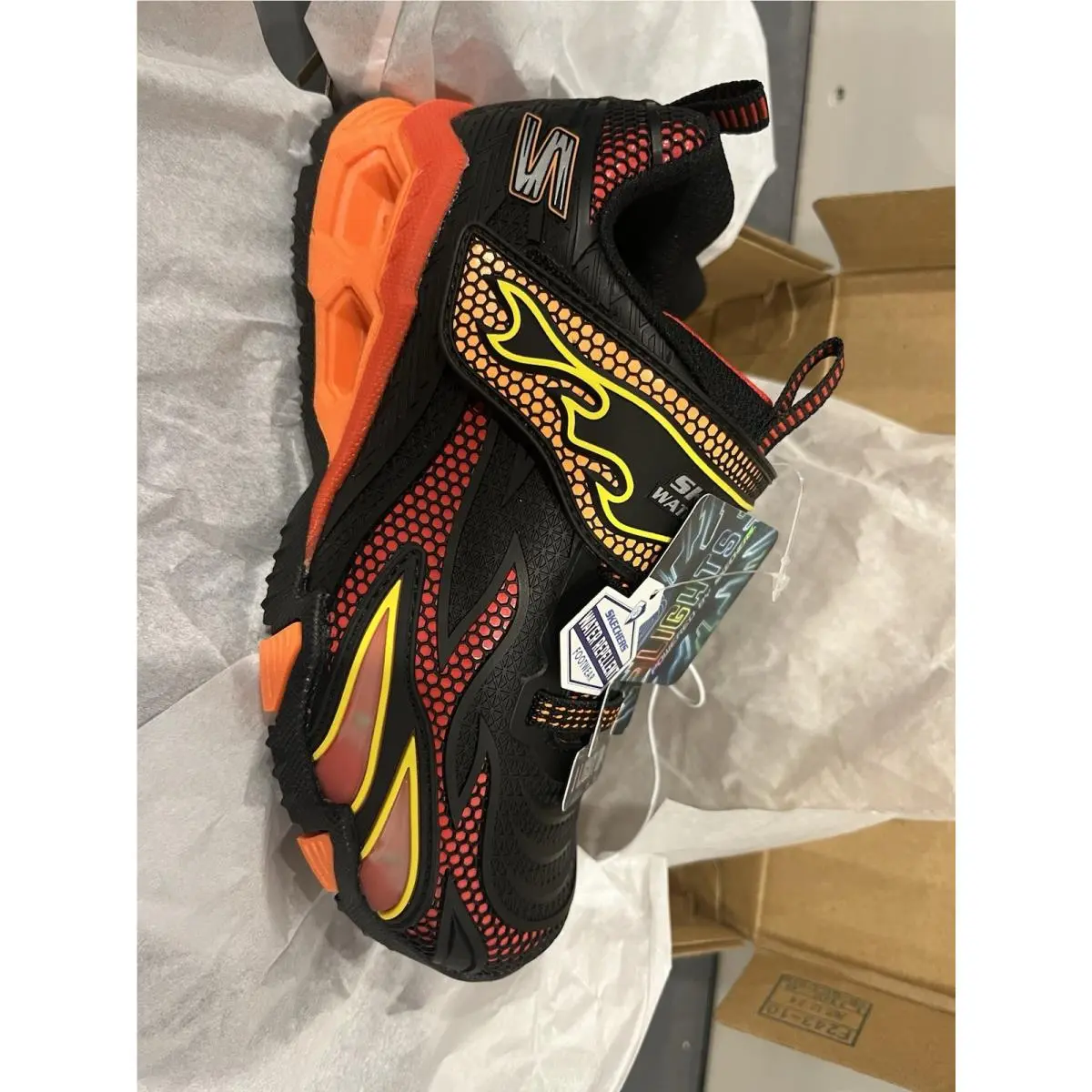 Skechers shoes - Black red 1