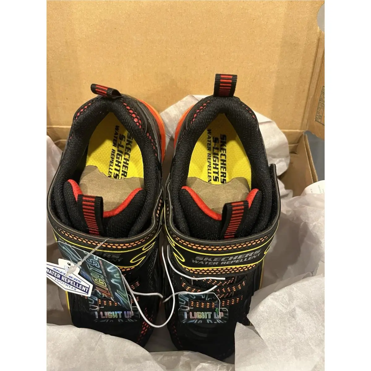 Skechers shoes - Black red 3