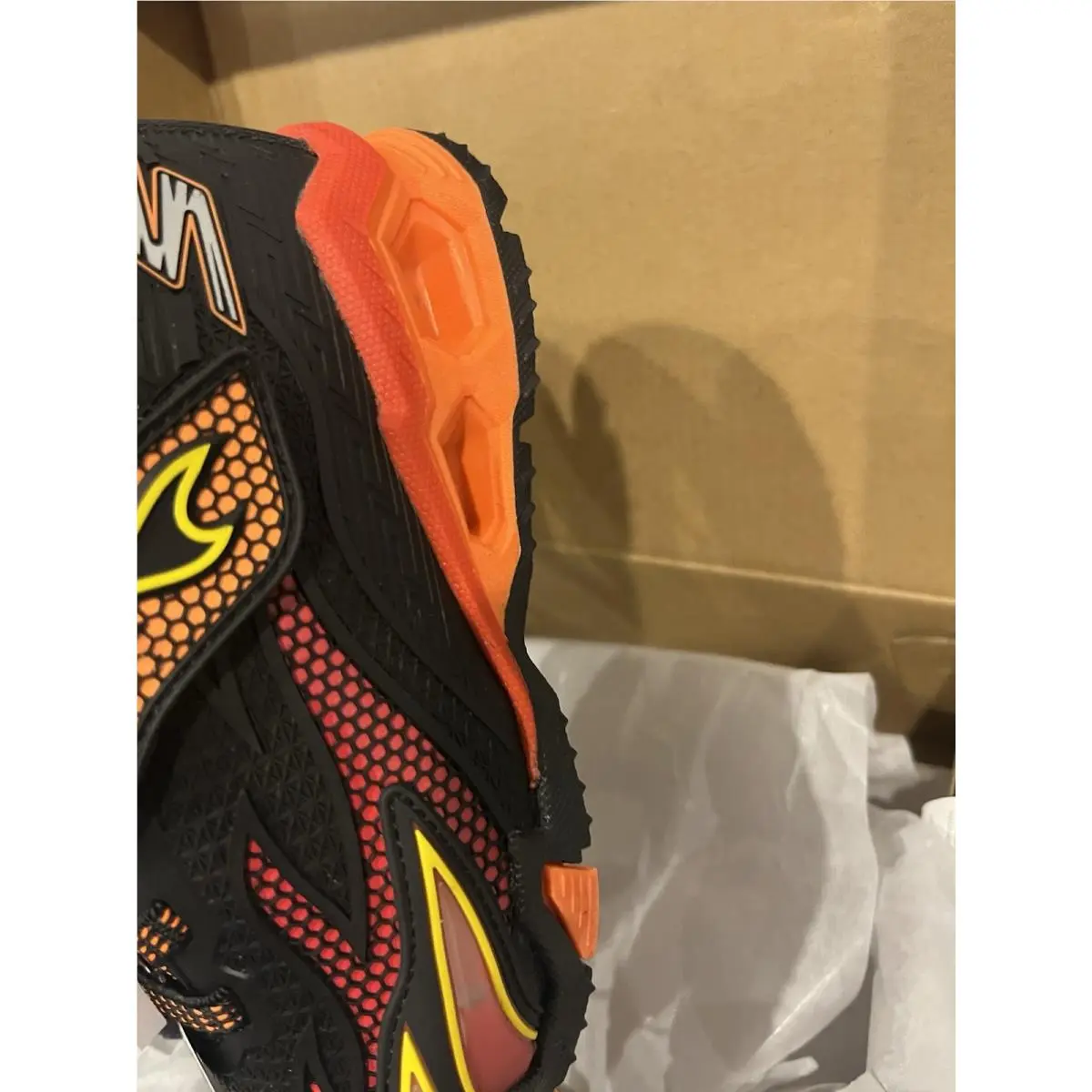 Skechers shoes - Black red 4