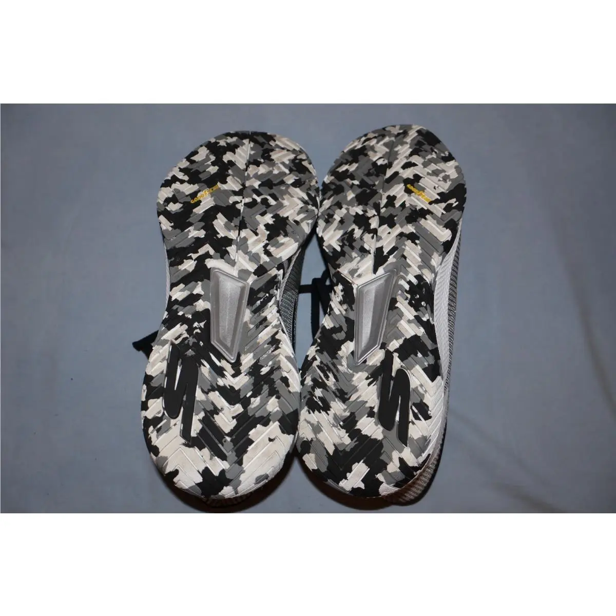 Skechers shoes - White 1