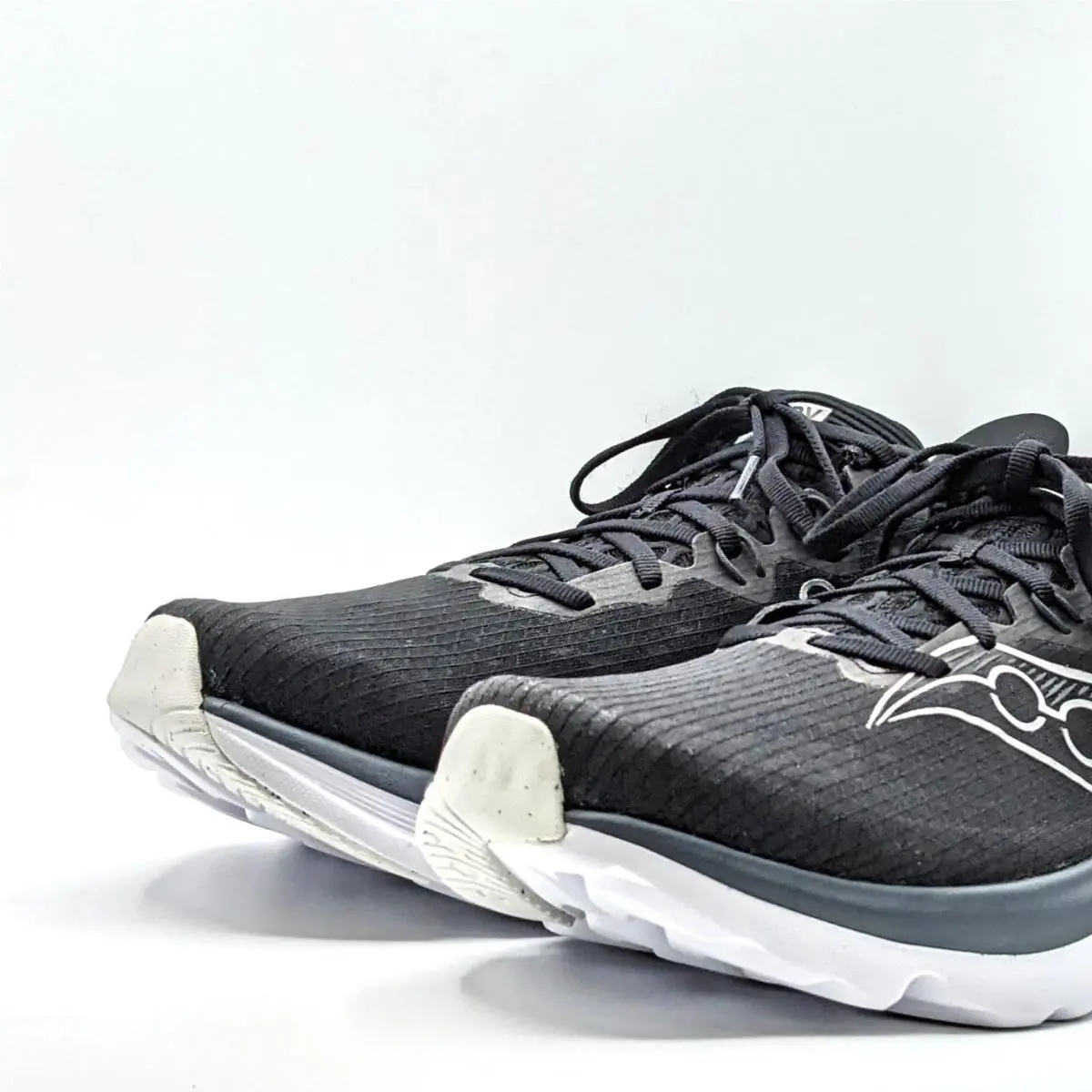Saucony shoes - Saucony Kinvara 16 - Kinvara - S21020-200 - Black 2