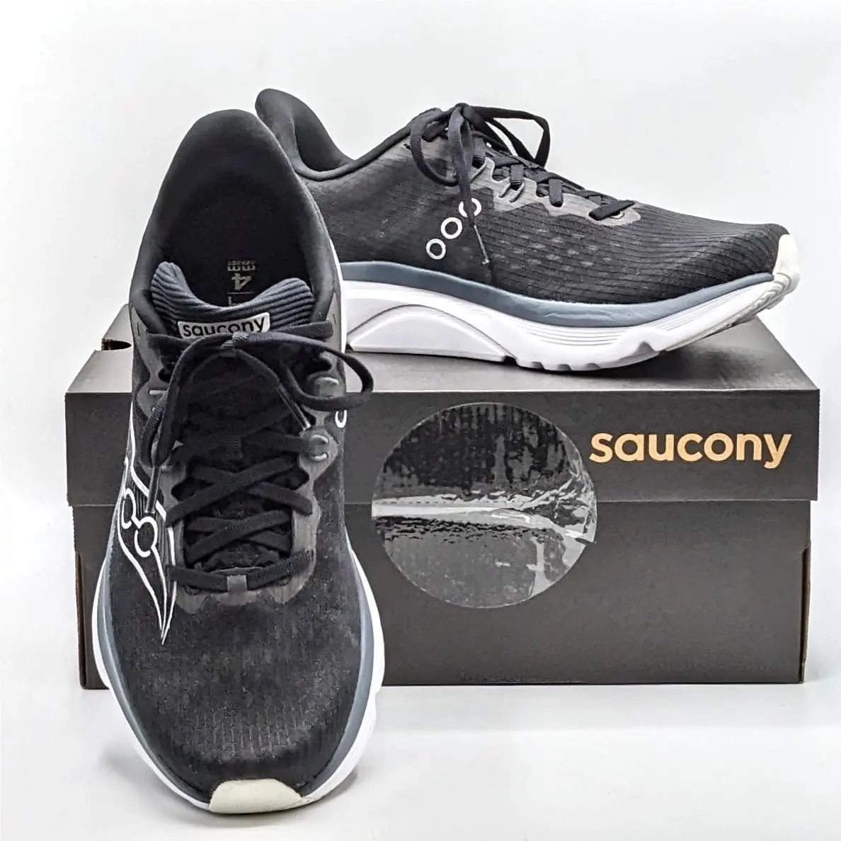 Saucony shoes - Saucony Kinvara 16 - Kinvara - S21020-200 - Black 22
