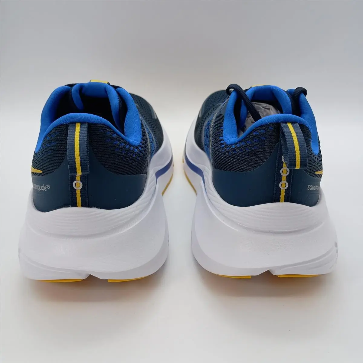 Saucony shoes - Guide 18 - Guide - Blue 4