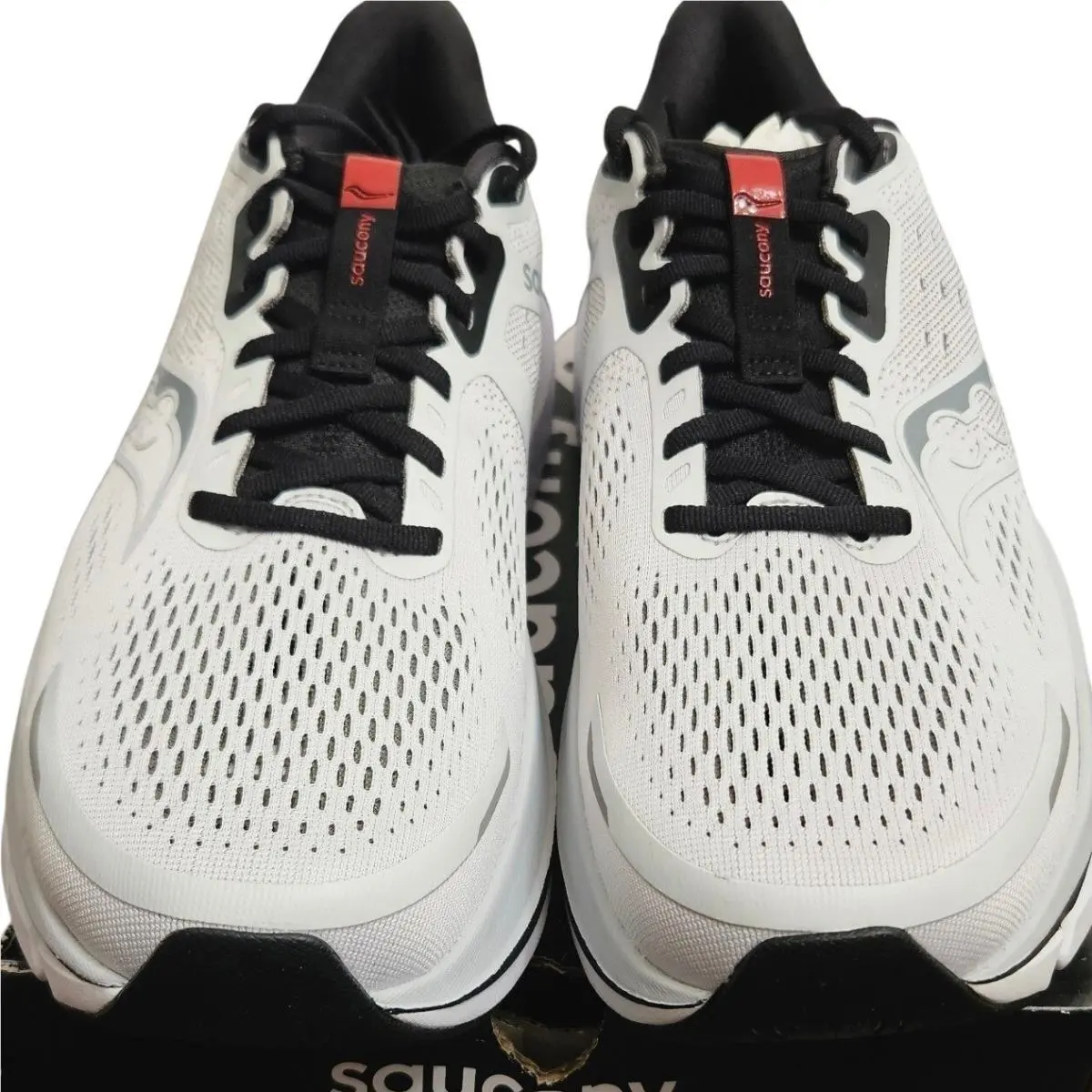Saucony shoes - Saucony Guide 18 - Guide - White 1