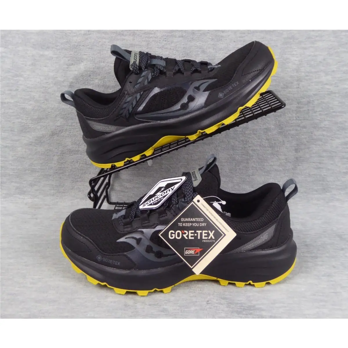 Saucony Excursion TR17 Gtx Running Sneakers Men 7 Black Waterproof Gore-tex Trai