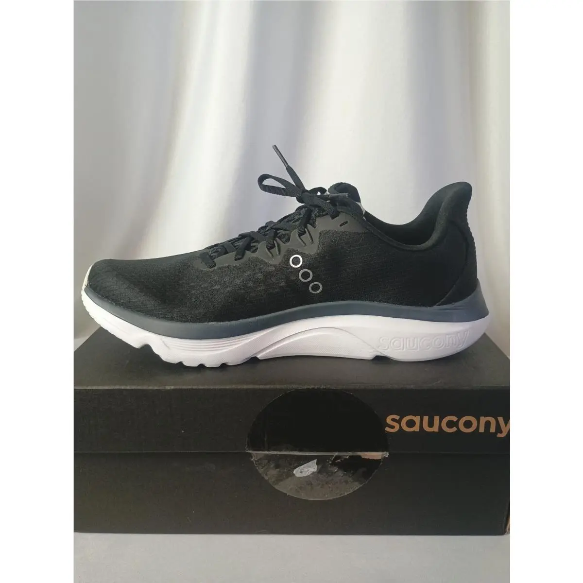 Saucony shoes - Saucony Kinvara 16 - Kinvara - Black 3