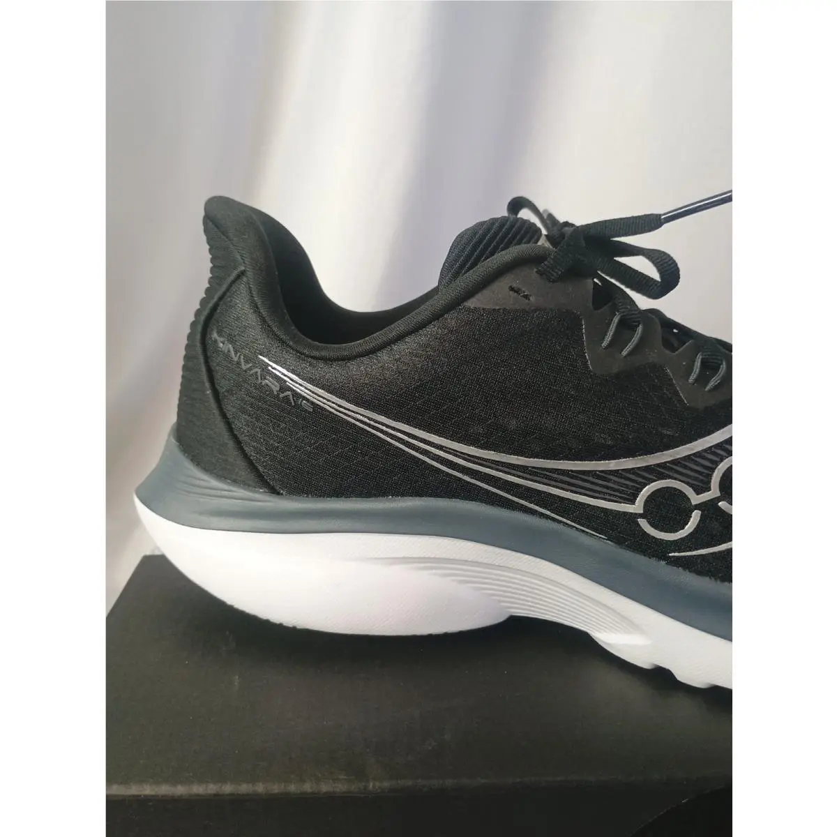 Saucony shoes - Saucony Kinvara 16 - Kinvara - Black 1
