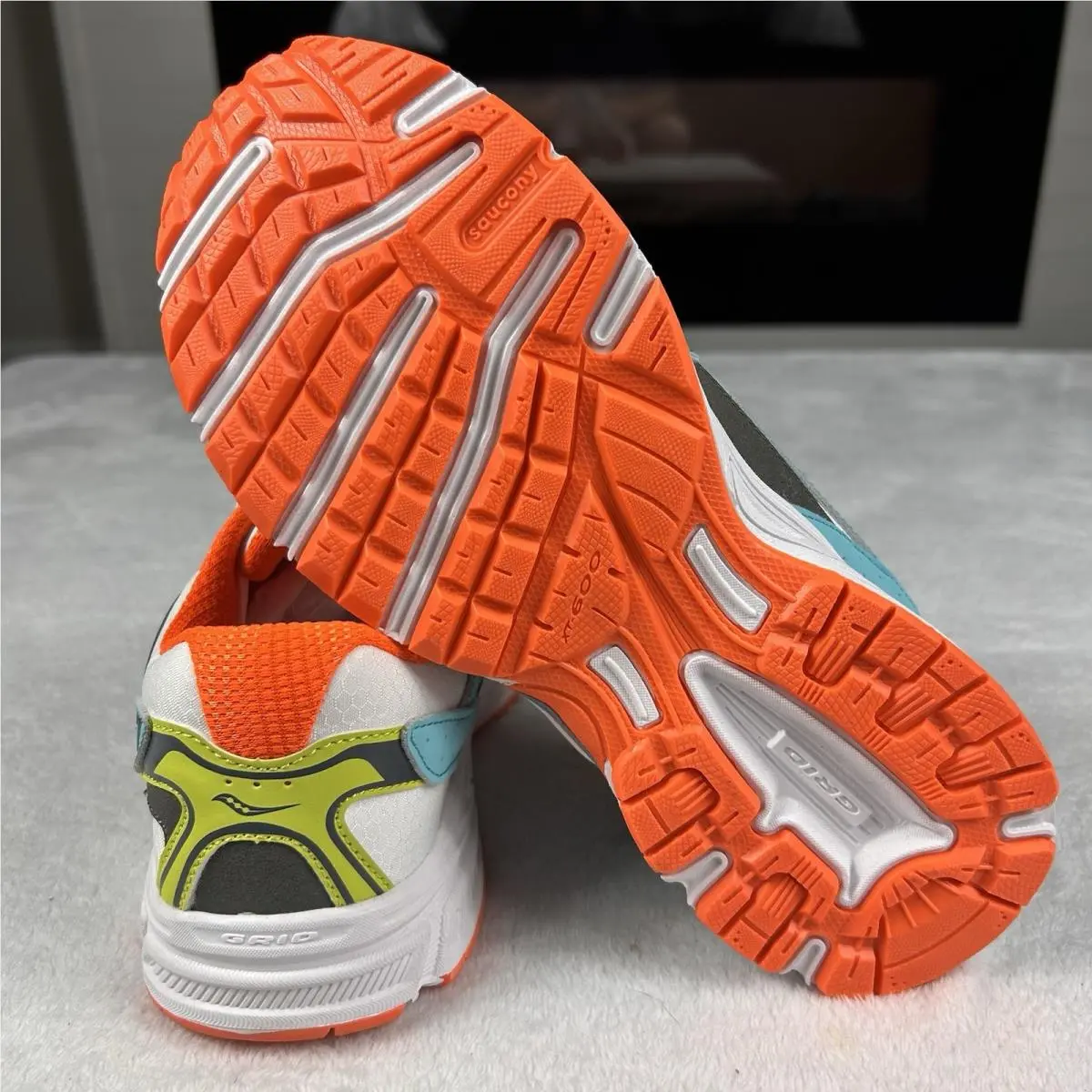 Saucony shoes - Grid - Grid - Multicolor (UPC: 0196562805396) 8