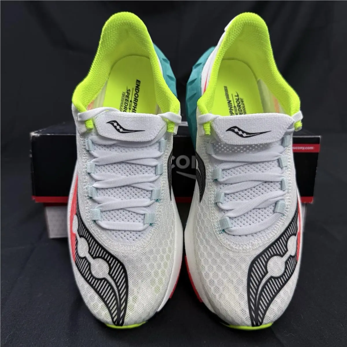 Saucony shoes - Saucony Endorphin Pro 4 - Endorphin Pro - S10939-97 - White 1