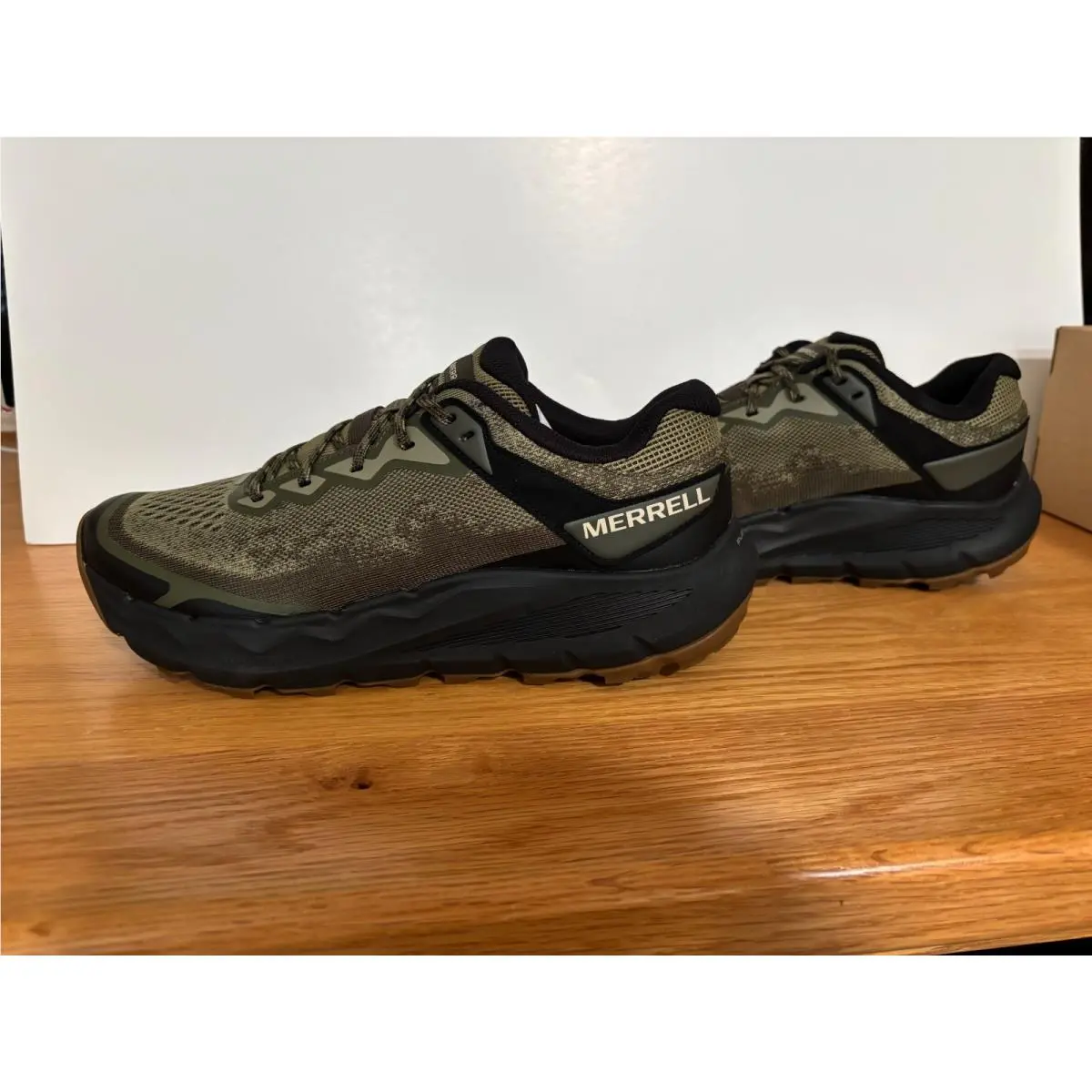 Merrell shoes - green/black 2